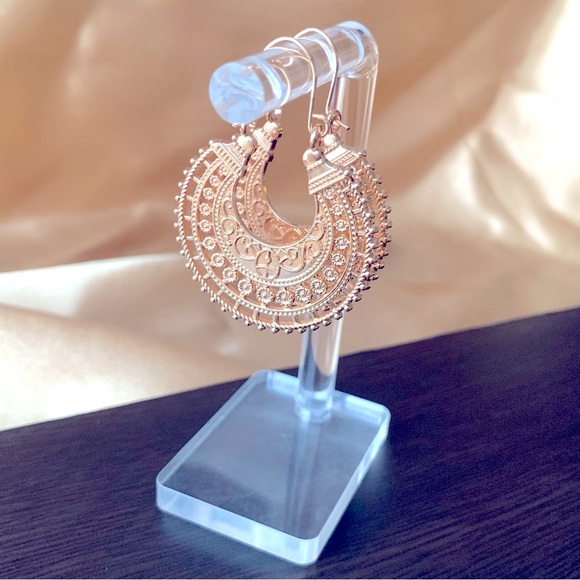 🌟2/$30🌟Boho Earrings / Antique Gold Mandala earrings/ Bohemian flower ea… - Picture 5 of 9